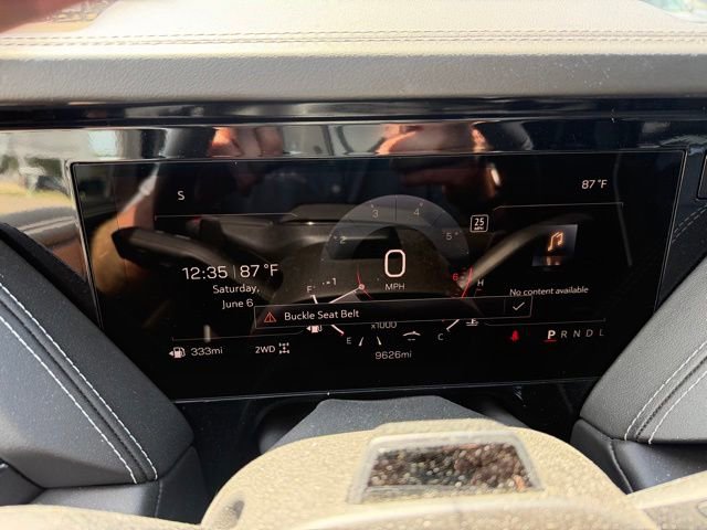 Used 2025 GMC Yukon AT4 Ultimate AWD/4WD image 16