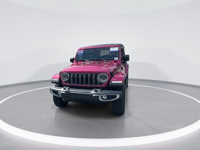 Used 2026 Jeep Wrangler Unlimited Sahara AWD/4WD image 2