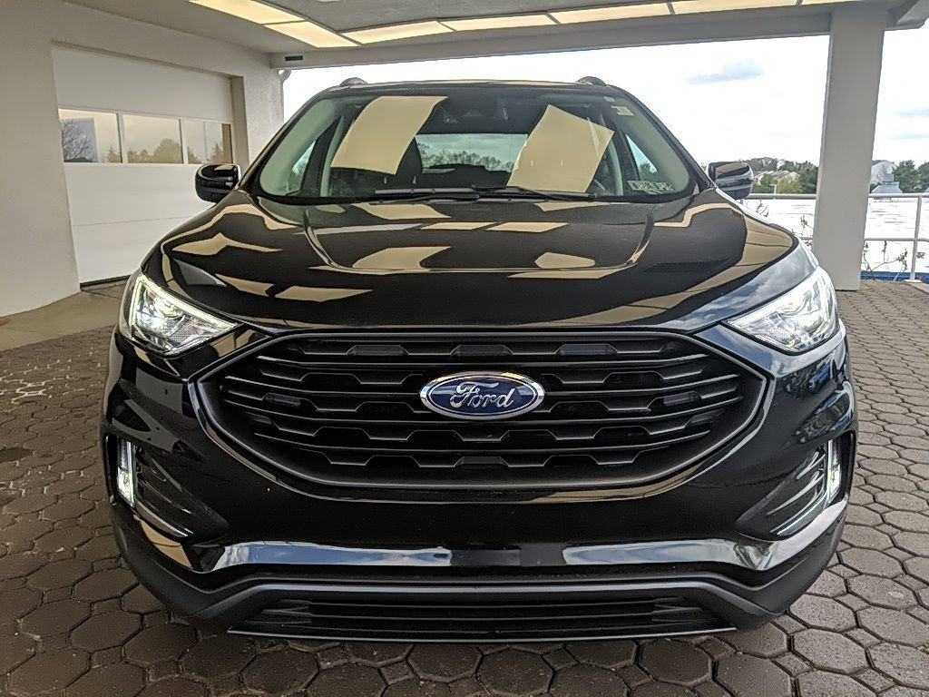 Certified 2023 Ford Edge SEL w/ Sport Appearance Package AWD/4WD image 2