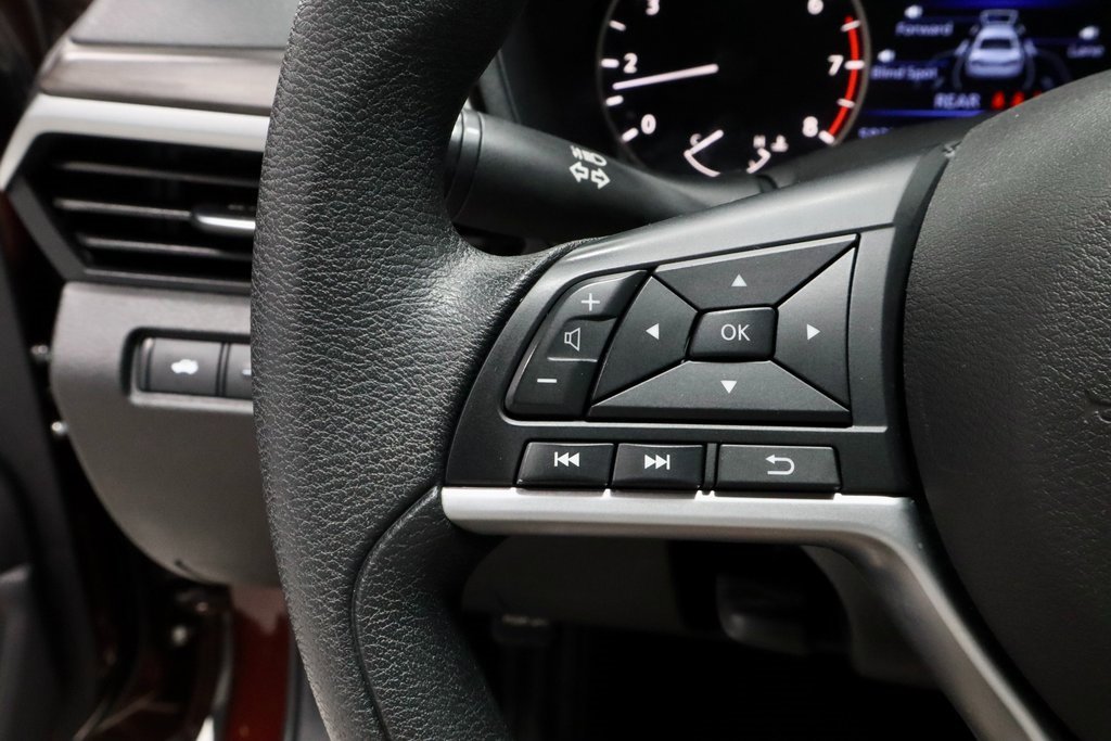 Used 2024 Nissan Altima 2.5 SV image 25