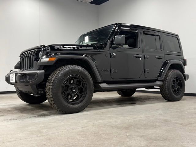 Used 2021 Jeep Wrangler Unlimited Sahara AWD/4WD image 5