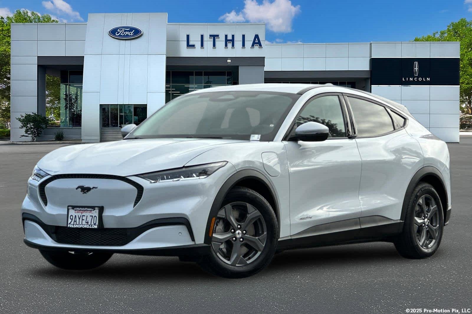 Certified 2022 Ford Mustang Mach-E Select image 1