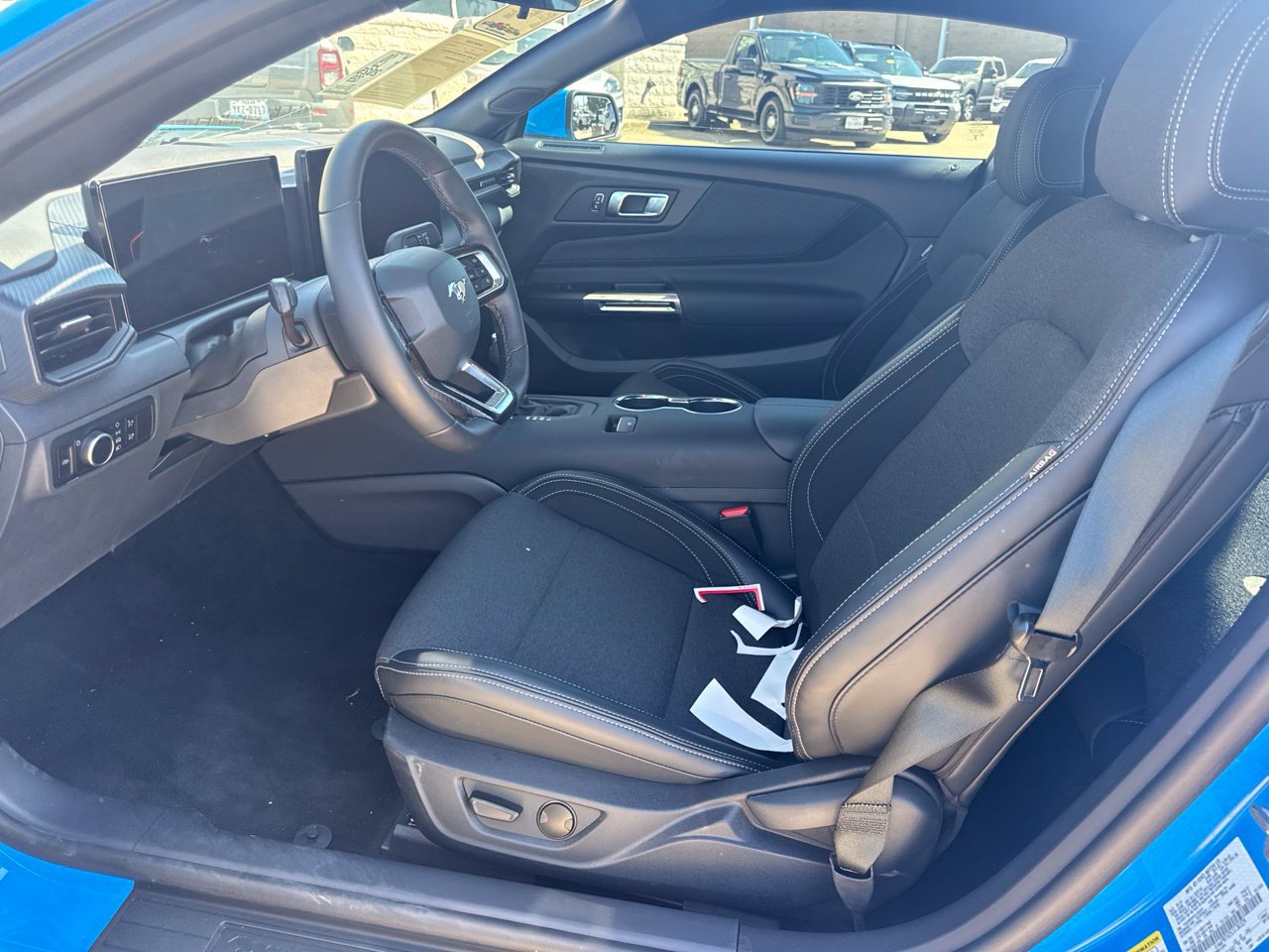 Certified 2025 Ford Mustang Coupe RWD image 8
