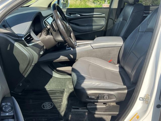 Used 2019 Buick Enclave Essence AWD/4WD image 22