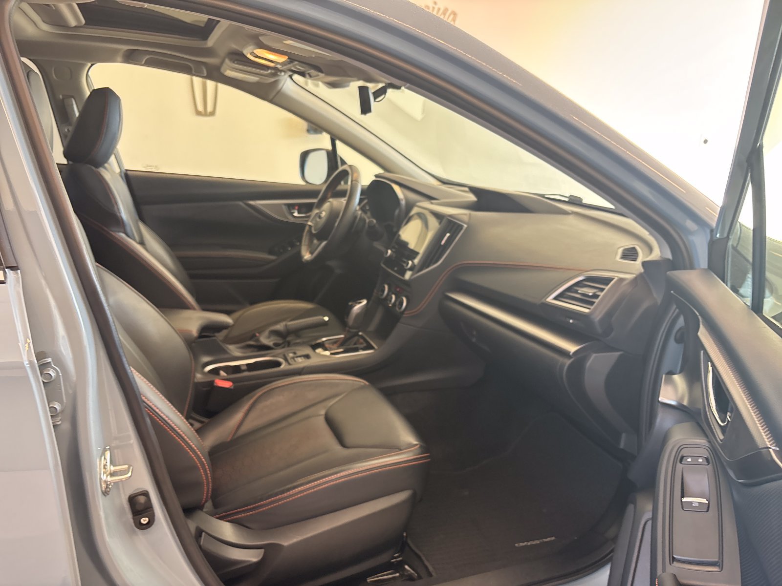 Used 2023 Subaru Crosstrek 2.5i Limited w/ Moonroof Package AWD/4WD image 6