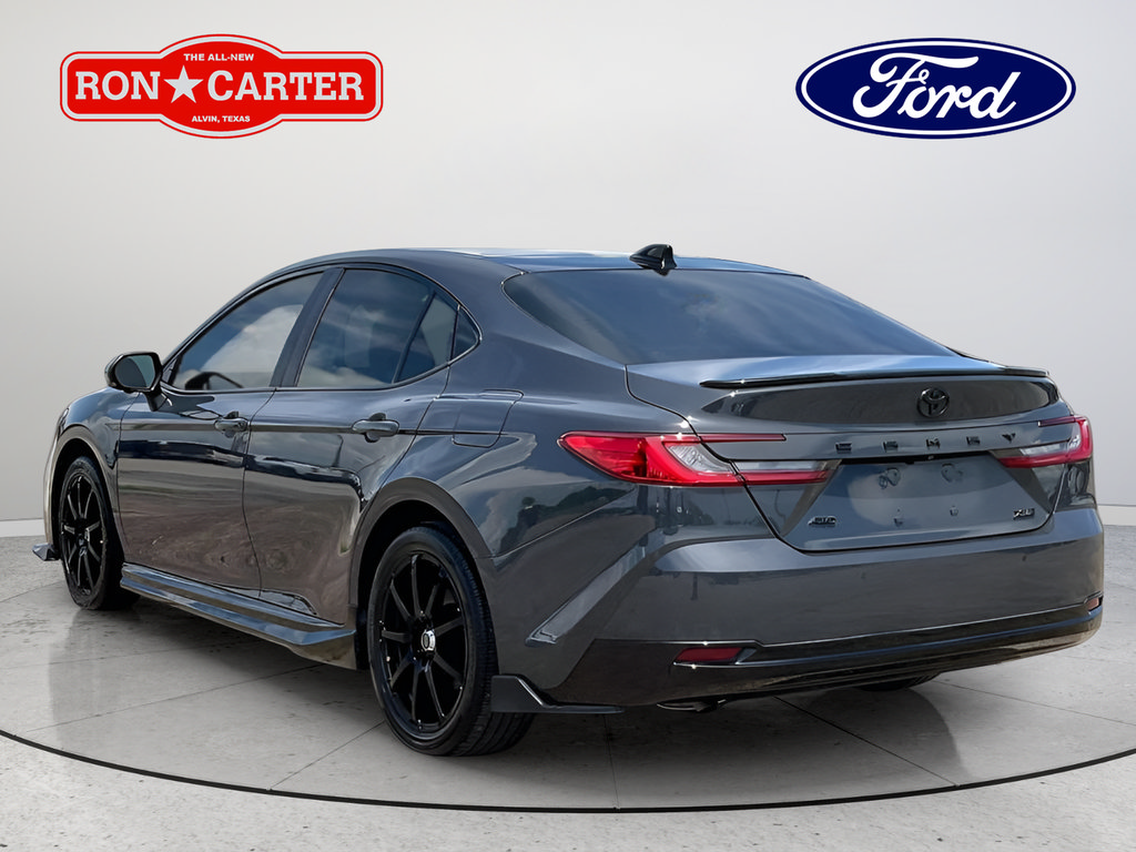 Used 2025 Toyota Camry XLE w/ Premium Plus Package AWD/4WD image 4