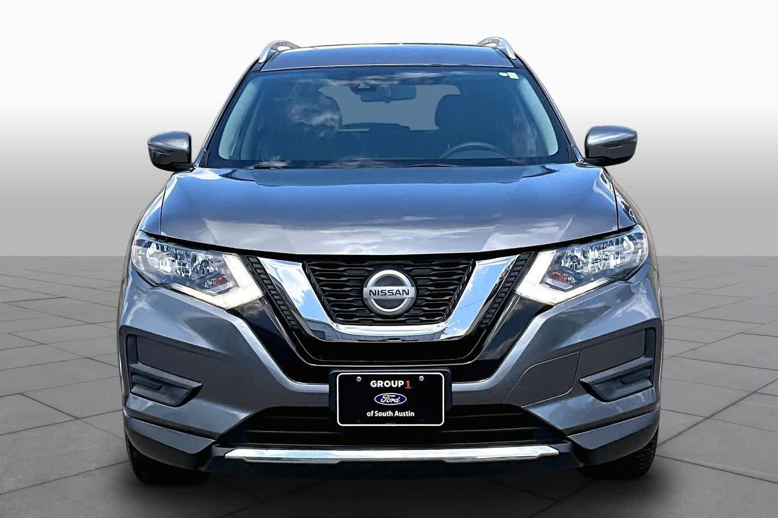 Used 2020 Nissan Rogue SV FWD image 4