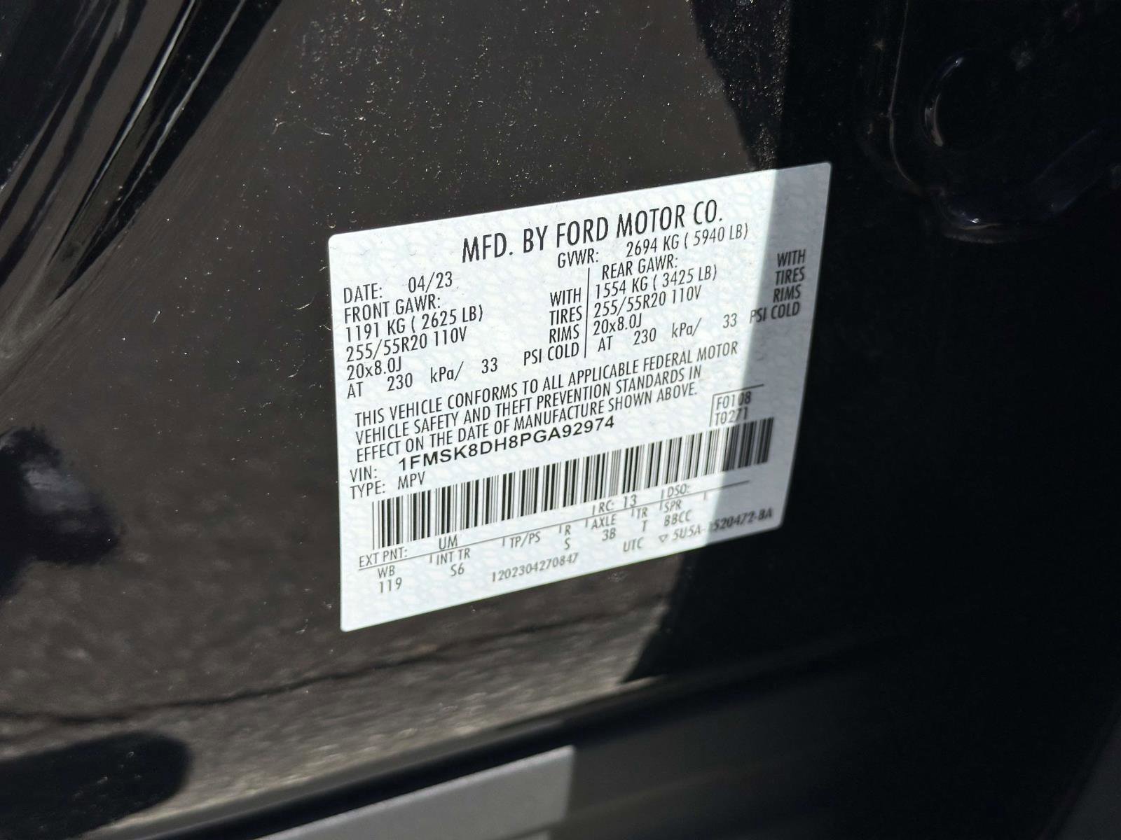 Certified 2023 Ford Explorer XLT w/ Equipment Group 202A AWD/4WD image 15