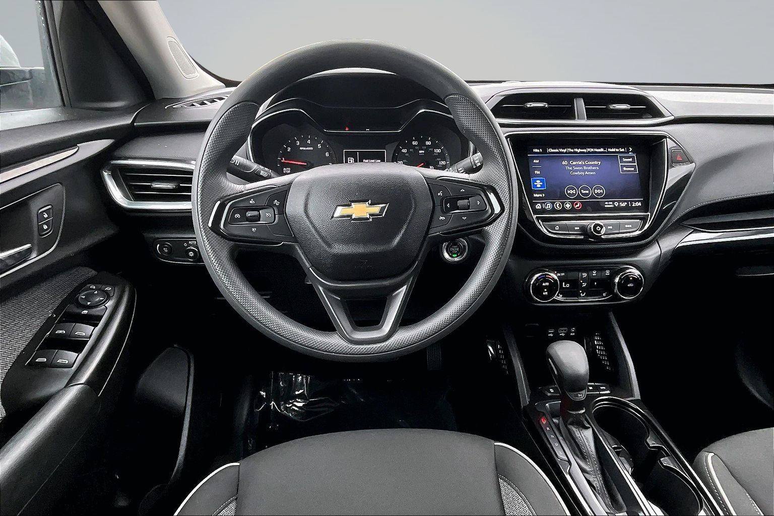 Used 2023 Chevrolet TrailBlazer LT w/ Convenience Package AWD/4WD image 6