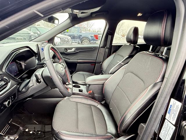 Certified 2024 Ford Escape ST-Line w/ Tech Pack #1 image 6