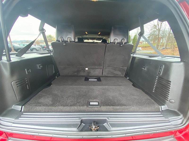 Certified 2017 Ford Expedition EL Platinum image 10