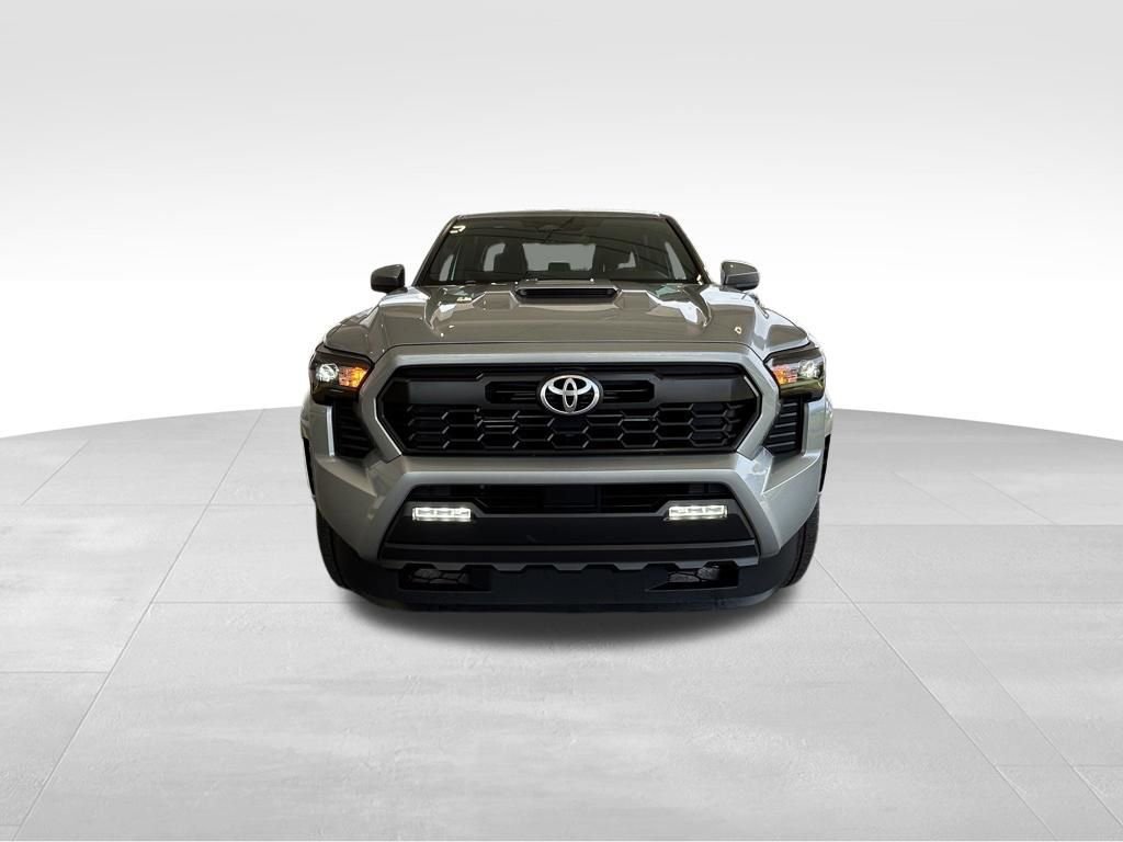 Used 2024 Toyota Tacoma TRD Sport RWD image 9