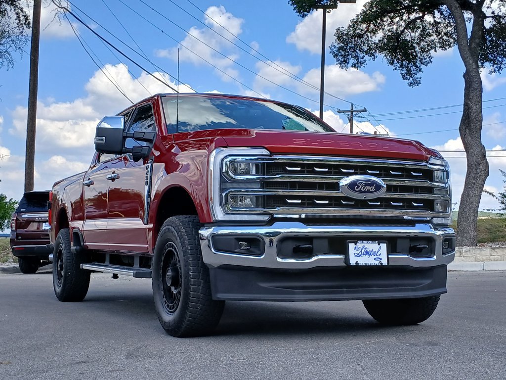Certified 2026 Ford F250 Lariat w/ Chrome Package