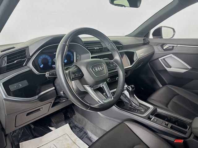 Used 2024 Audi Q3 2.0T Premium image 9