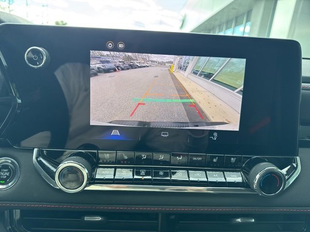 Used 2023 Chevrolet Colorado Z71 w/ Z71 Convenience Package 2 image 19