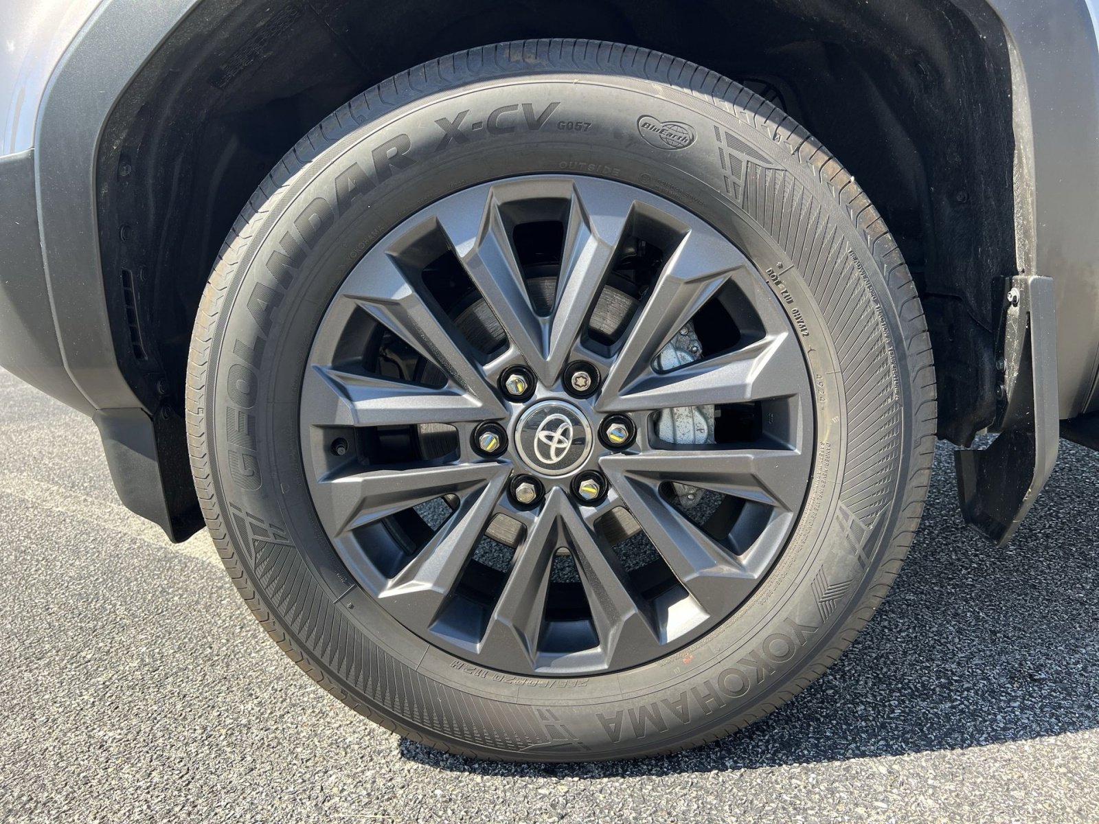 Used 2026 Toyota Land Cruiser w/ Premium Package AWD/4WD image 20