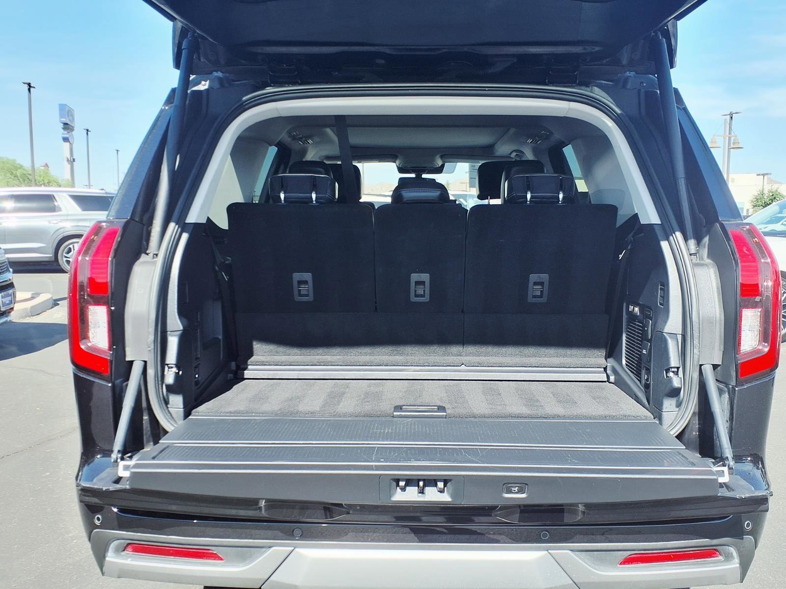 Certified 2025 Ford Expedition Platinum image 17