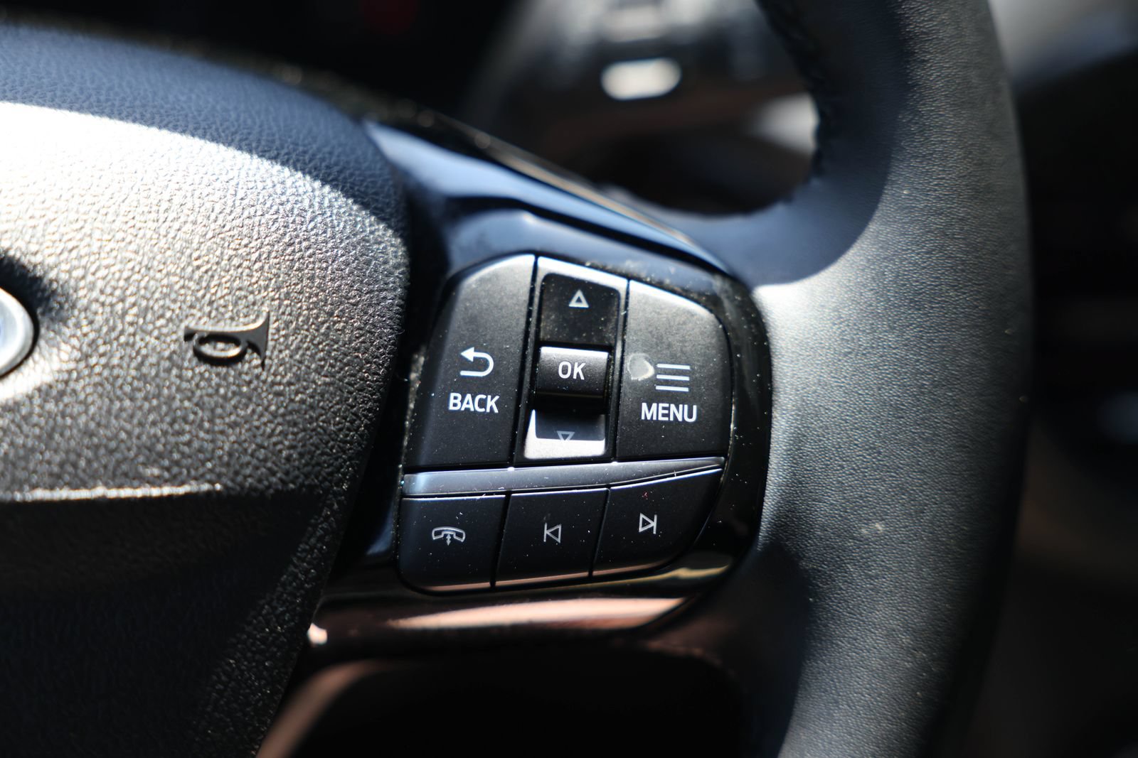 Certified 2023 Ford Escape Active AWD/4WD image 18