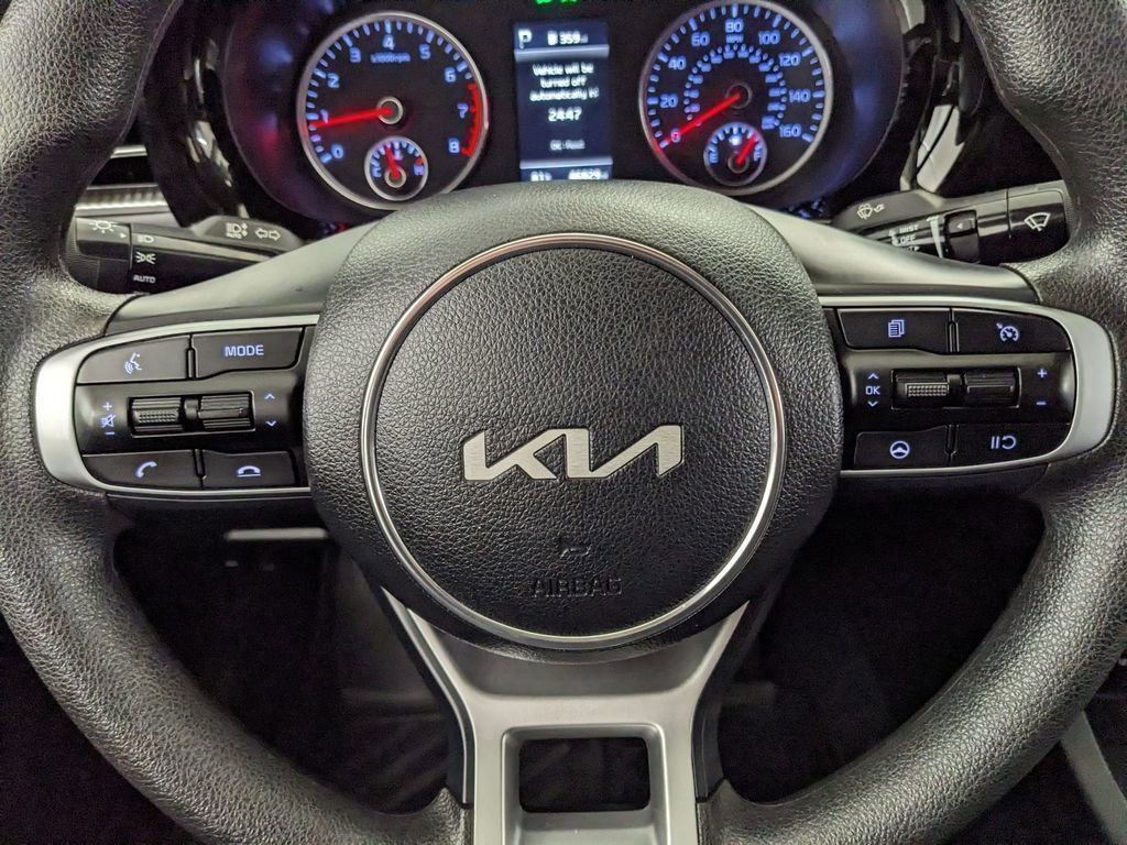Used 2024 Kia K5 LXS FWD image 11