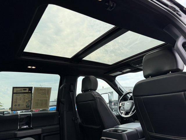 Certified 2022 Ford F350 Platinum AWD/4WD image 8