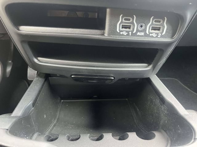 Used 2024 Chrysler Pacifica Touring-L w/ S Appearance Package FWD image 28