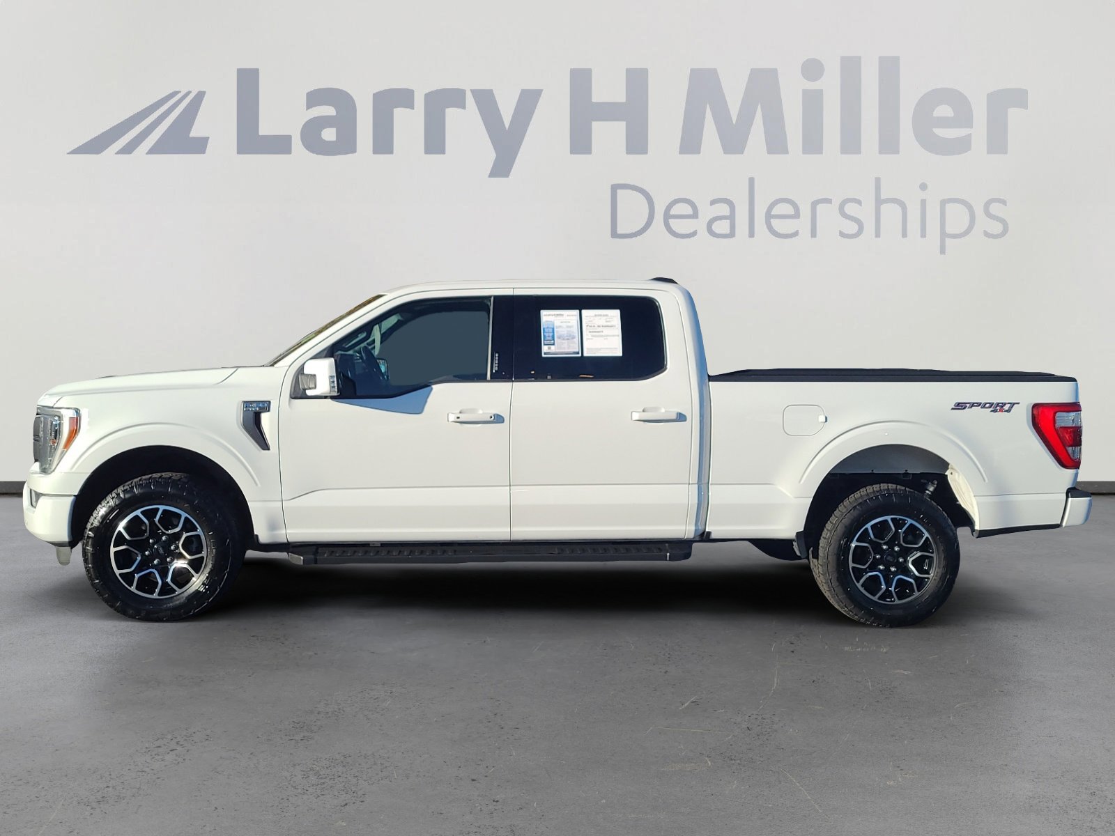 Certified 2022 Ford F150 Lariat w/ Equipment Group 502A High image 2