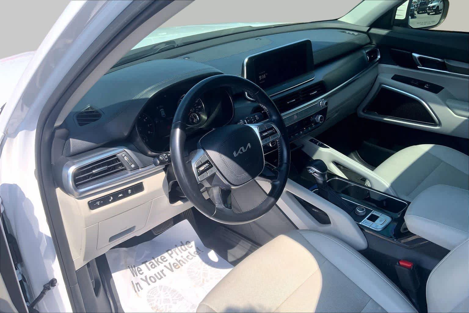 Used 2022 Kia Telluride S FWD image 17