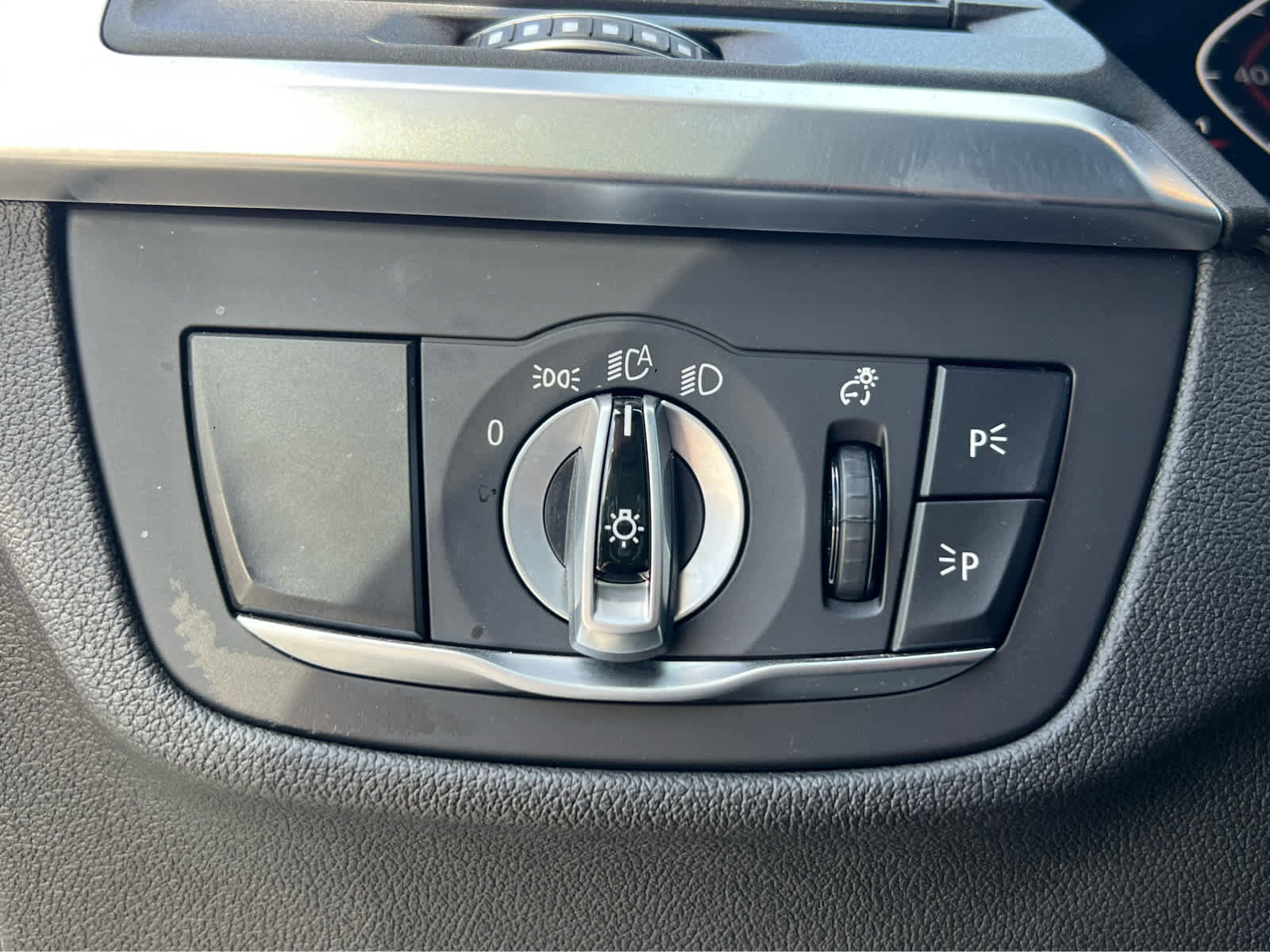 Used 2023 BMW X3 xDrive30i w/ Convenience Package image 32