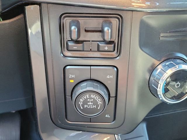 Certified 2022 Ford F150 XLT w/ Equipment Group 302A High image 16