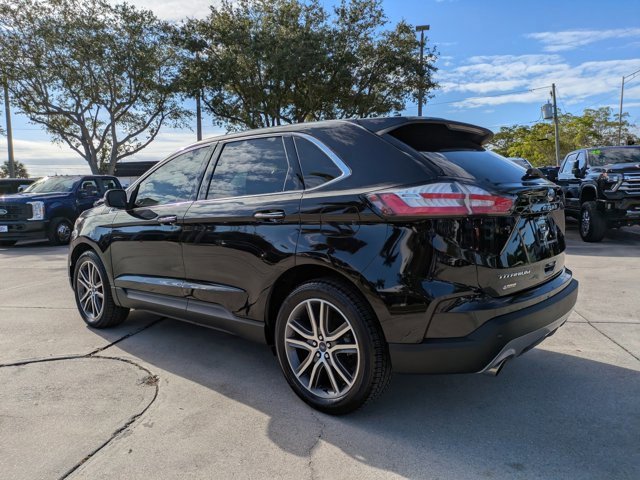 Certified 2021 Ford Edge Titanium image 2