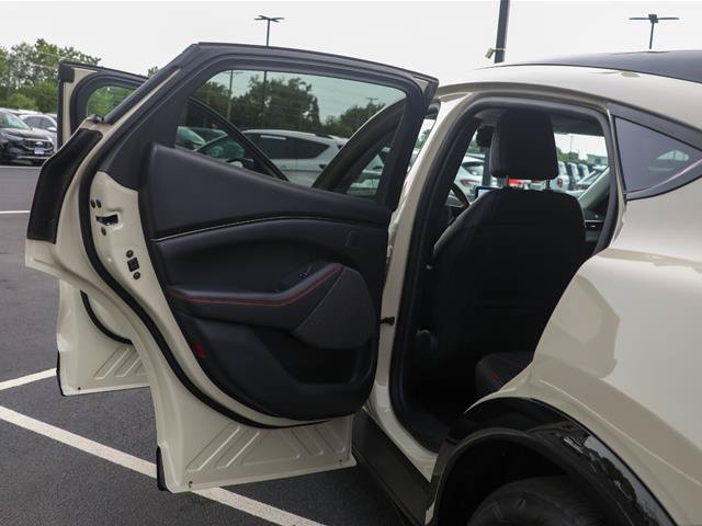 Certified 2025 Ford Mustang Mach-E Premium w/ Sport Appearance Package AWD/4WD image 25