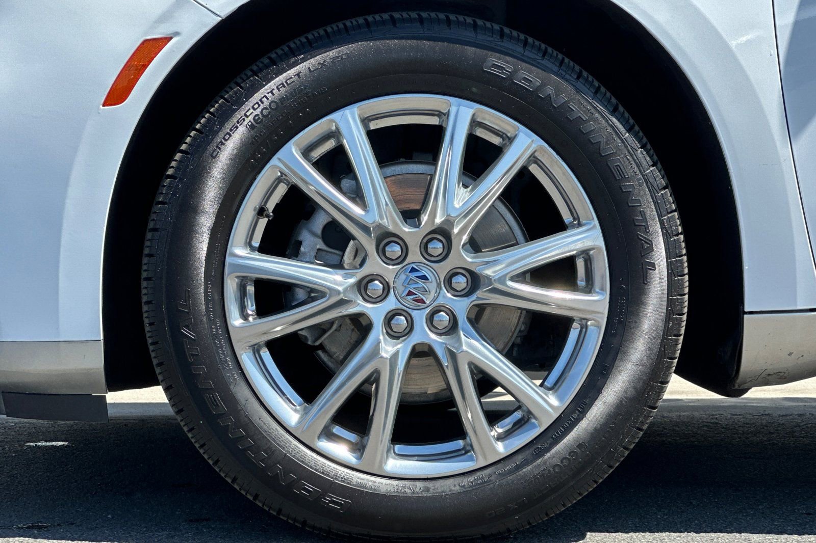 Used 2023 Buick Enclave Essence w/ Experience Buick Package image 26