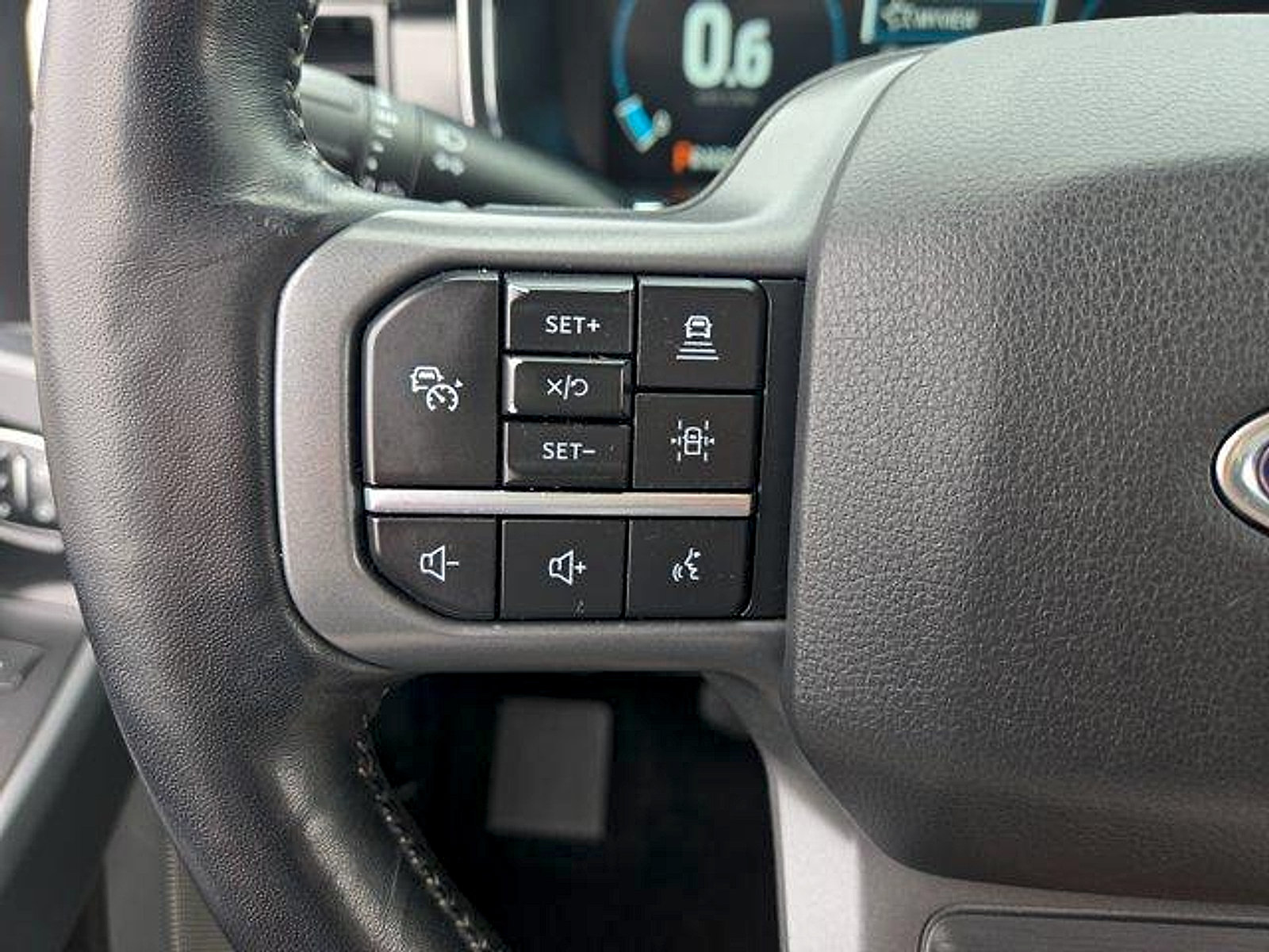 Certified 2022 Ford F150 Lariat w/ Equipment Group 502A High AWD/4WD image 14