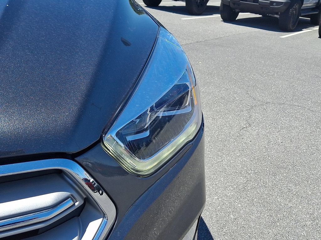 Certified 2019 Ford Escape Titanium AWD/4WD image 9