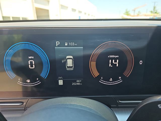 Used 2025 Hyundai Kona SEL FWD image 19