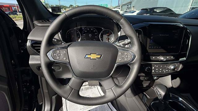 Used 2023 Chevrolet Traverse High Country w/ LPO, Floor Liner Package AWD/4WD image 18