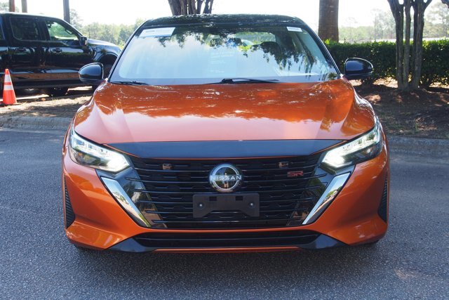 Used 2024 Nissan Sentra SR w/ SR Premium Package FWD image 2