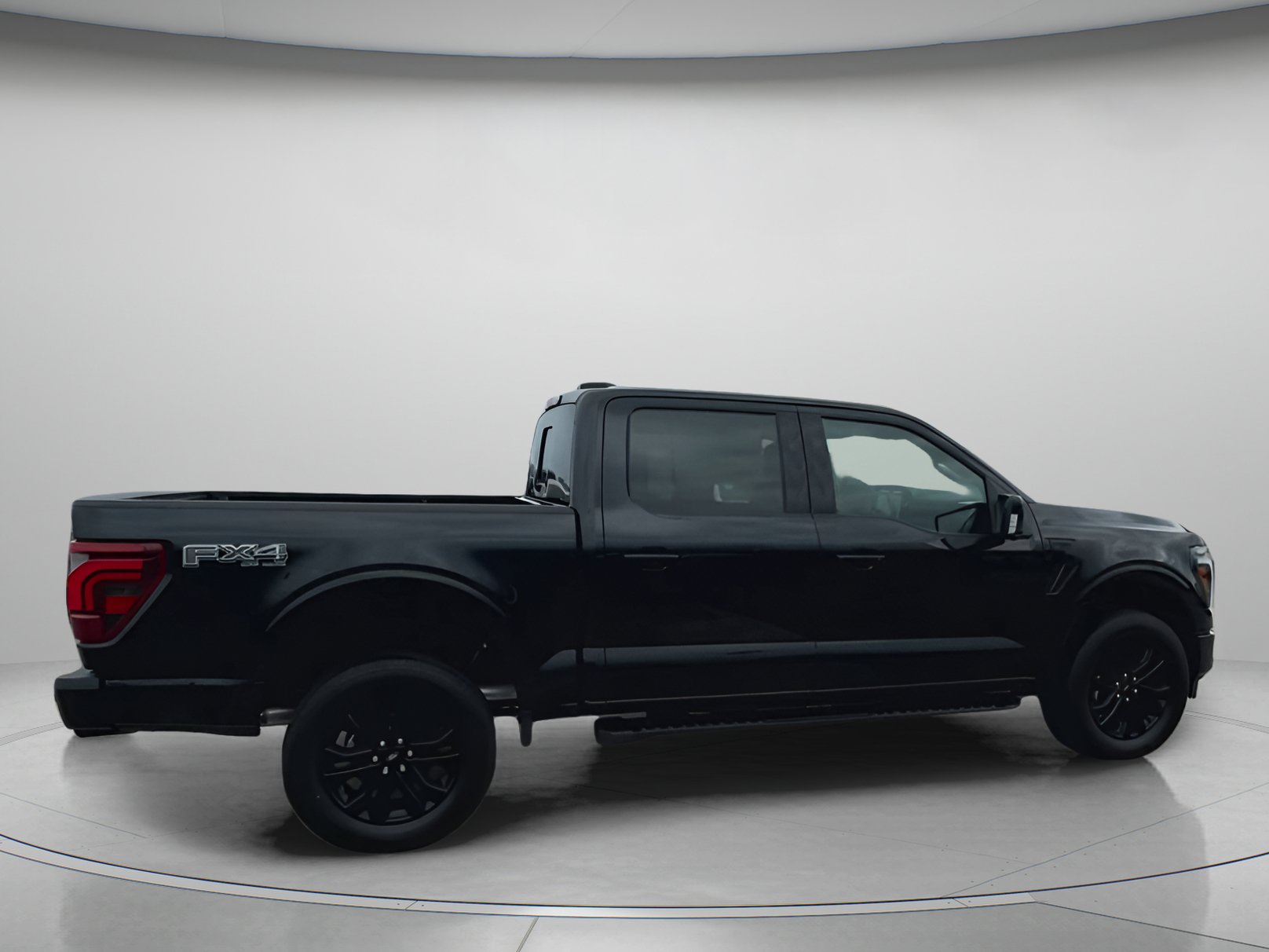 Certified 2025 Ford F150 Lariat w/ Equipment Group 501A Mid AWD/4WD image 32