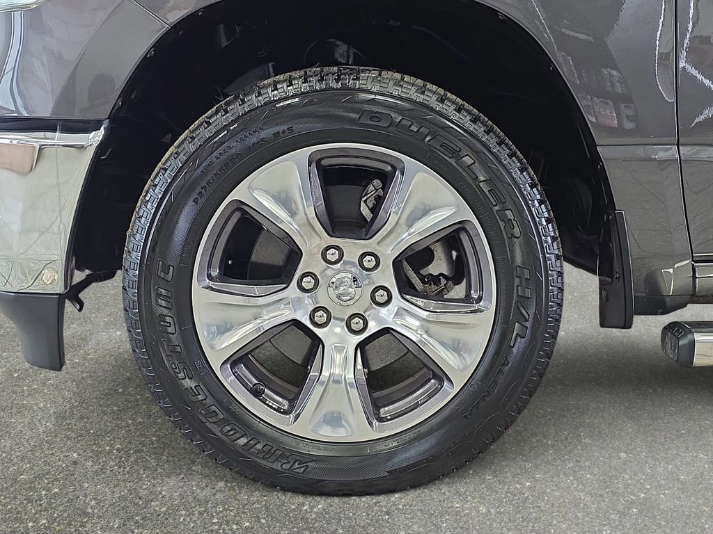 Used 2023 RAM 1500 Laramie image 9