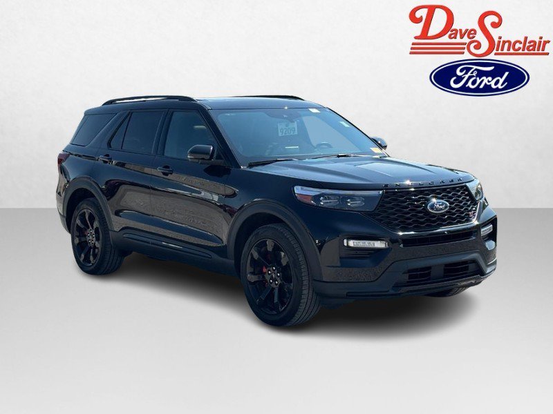 Certified 2024 Ford Explorer ST w/ Equipment Group 401A AWD/4WD image 4