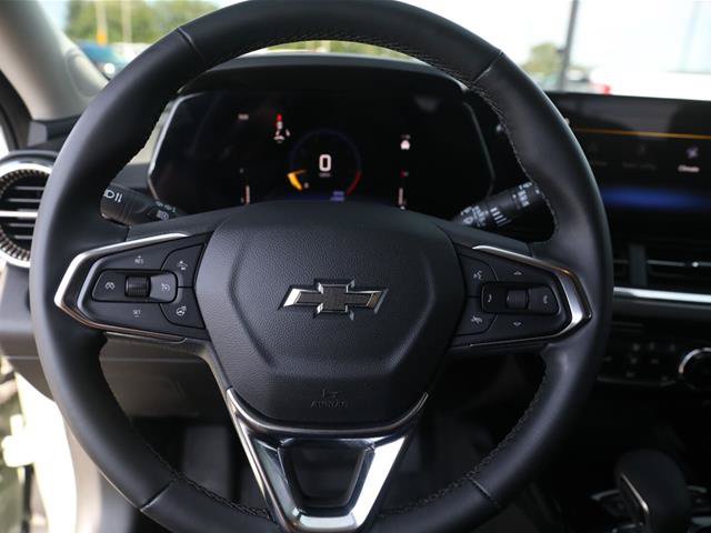 Used 2024 Chevrolet Trax ACTIV w/ Driver Confidence Package FWD image 33
