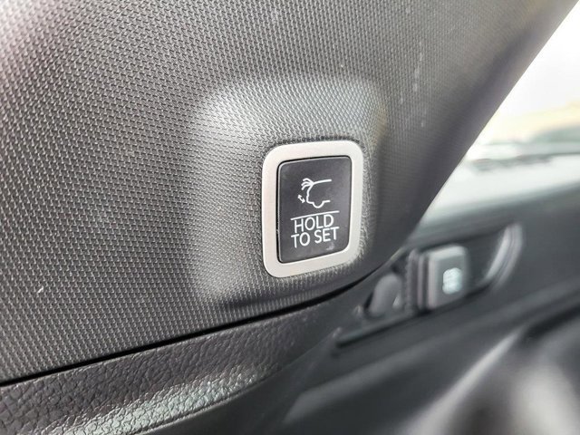 Used 2023 Jeep Grand Cherokee Altitude image 25