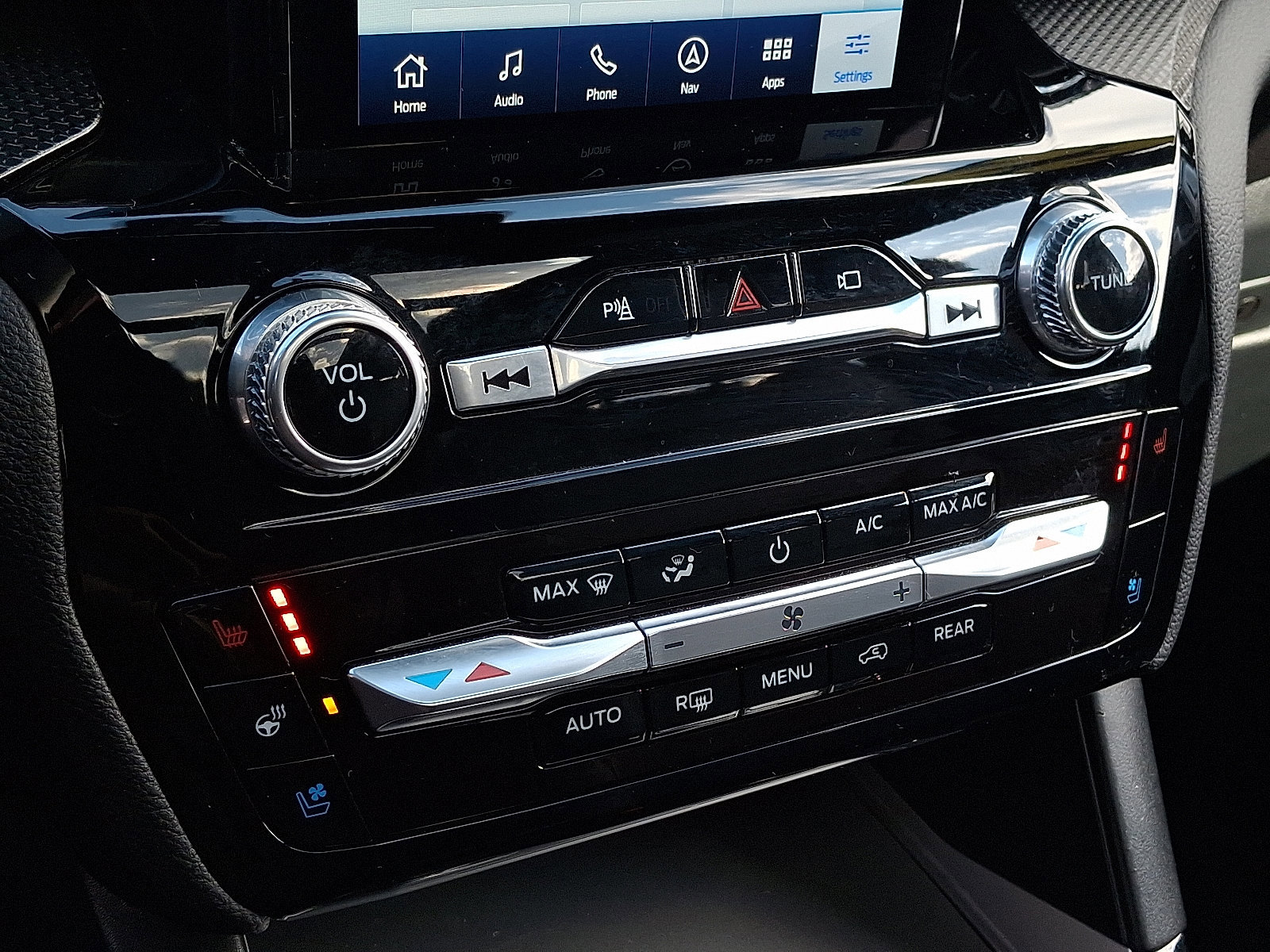 Certified 2022 Ford Explorer ST w/ Equipment Group 401A image 15