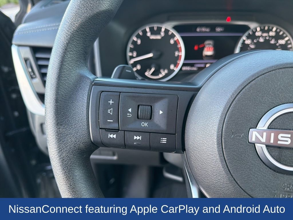 Used 2024 Nissan Rogue S image 19