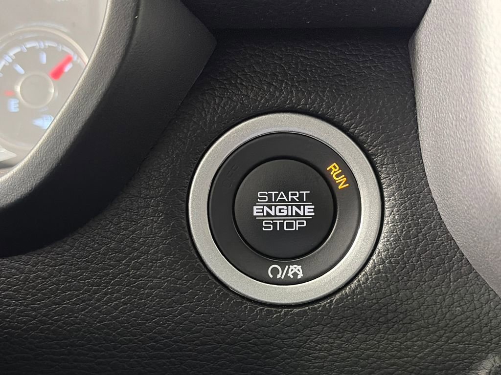 Used 2025 RAM 1500 Laramie image 23