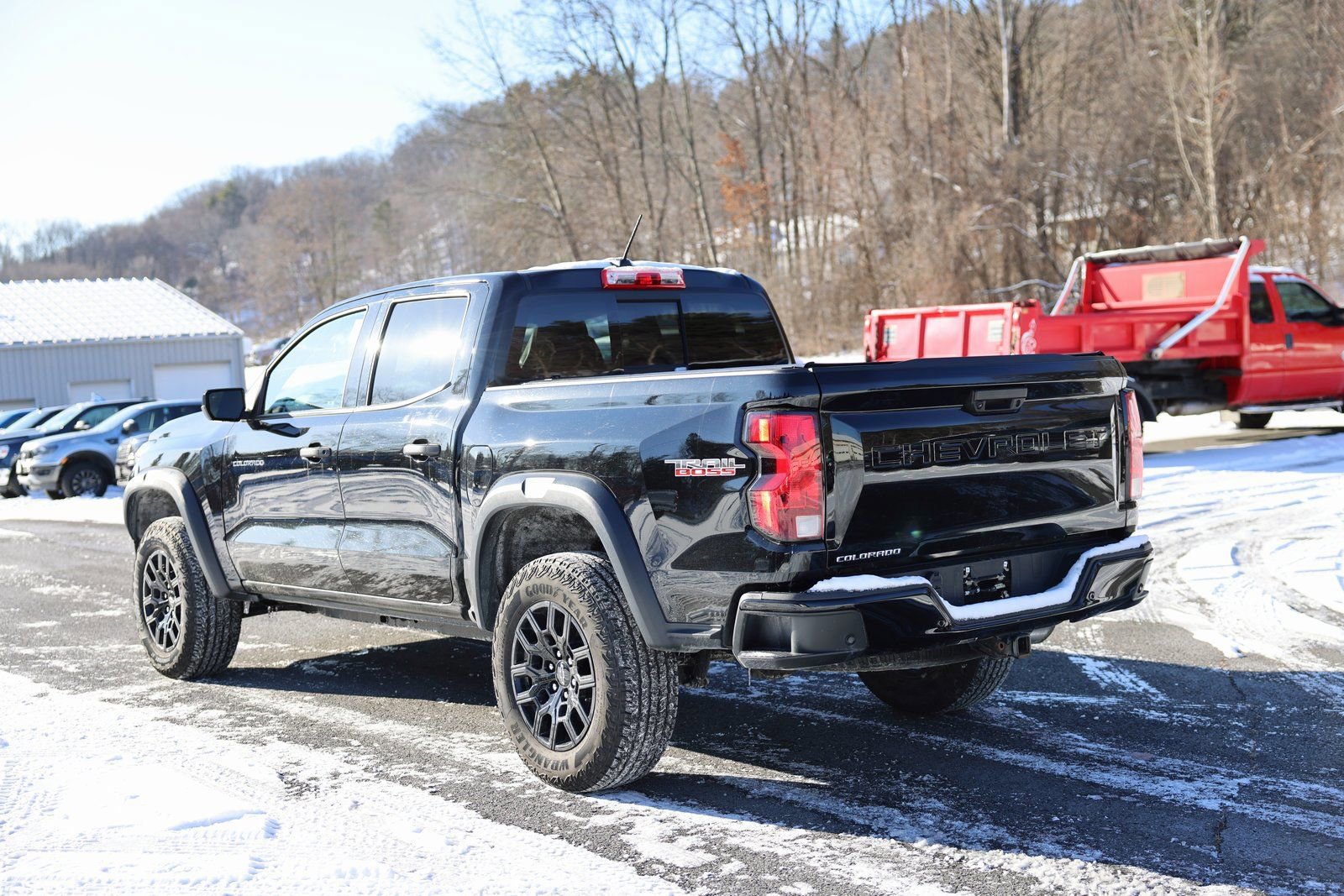 Used 2024 Chevrolet Colorado Trail Boss w/ Advanced Trailering Package image 3