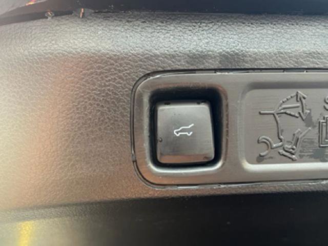 Certified 2021 Ford Expedition Limited image 18