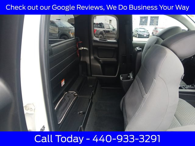 Used 2022 Toyota Tacoma SR AWD/4WD image 33