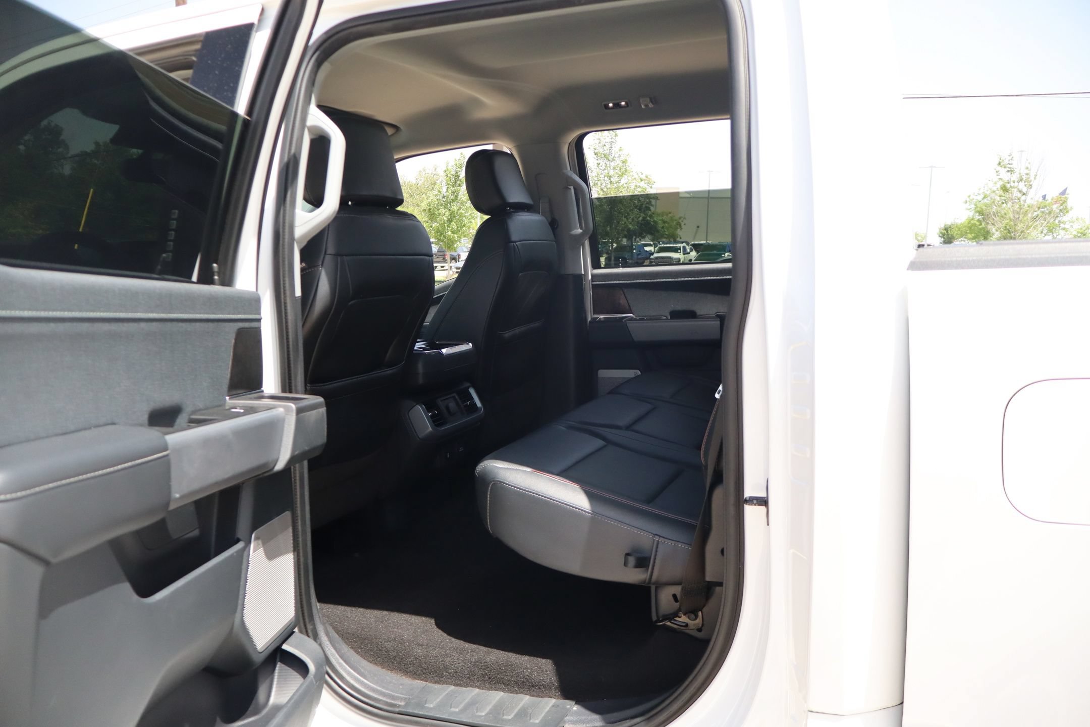 Certified 2022 Ford F150 Lariat AWD/4WD image 26