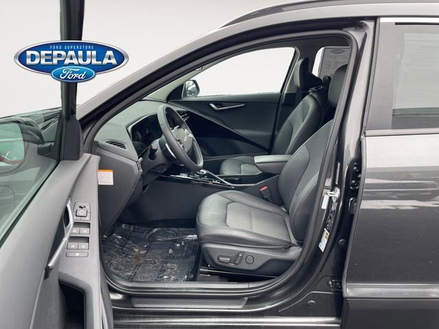 Used 2023 Kia Niro EX w/ EX Cold Weather Package image 11